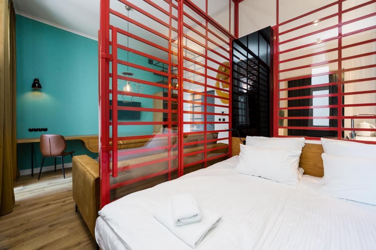Goldfinger 3-Bed Unique Apartment In The Heart Of Podgorze คราคูฟ ภายนอก รูปภาพ