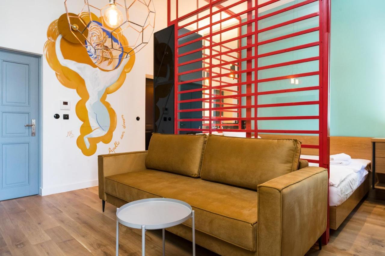 Goldfinger 3-Bed Unique Apartment In The Heart Of Podgorze คราคูฟ ภายนอก รูปภาพ