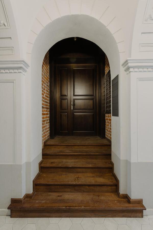 Goldfinger 3-Bed Unique Apartment In The Heart Of Podgorze คราคูฟ ภายนอก รูปภาพ