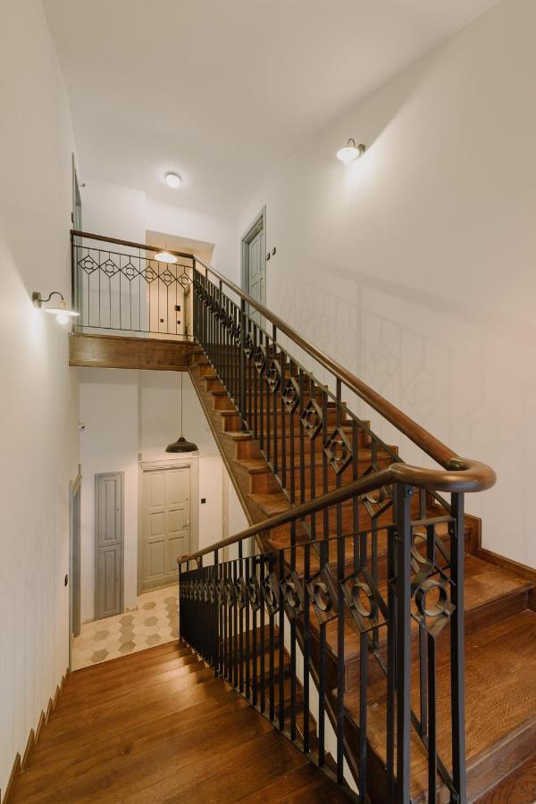 Goldfinger 3-Bed Unique Apartment In The Heart Of Podgorze คราคูฟ ภายนอก รูปภาพ